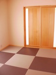 市松模様のカラー畳のモダンな和室